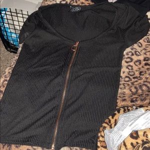 Black vip up top